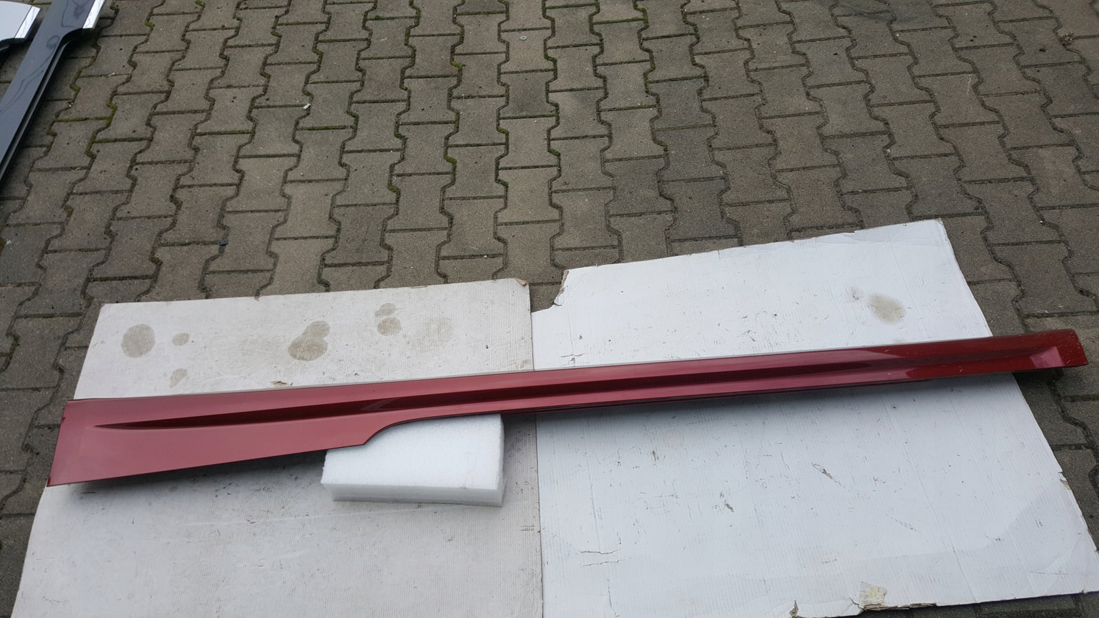 Listwa progowa lewa AUDI A5 8W6853859 8W7853859 demontaż