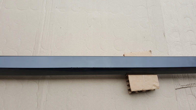 Listwa progowa lewa strona AUDI A3 8Y0853855 demontaż