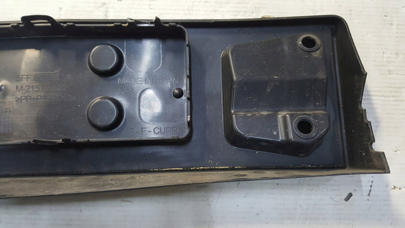 Ramka tablicy przód CUPRA FORMENTOR 5FF807287A