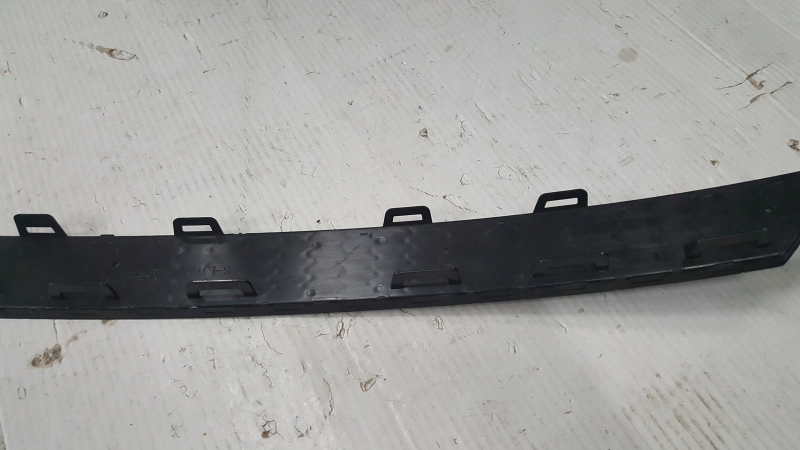 NOWA ORYGINALNA atrapa kratka zderzaka tylnego AUDI A1 S-LINE 8XA807833