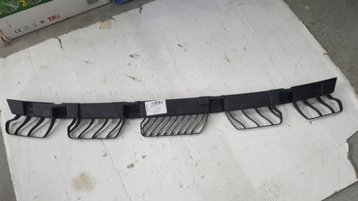 NOWY ORYGINALNY ślizg zderzaka tylnego VW GOLF VIII kombi 5H9807863C