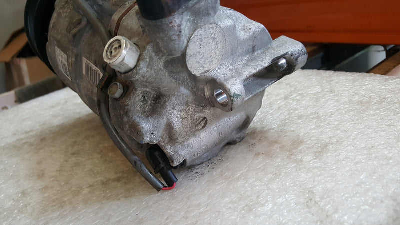 Kompresor klimatyzacji AUDI A4 B8 A5 8T0260805R