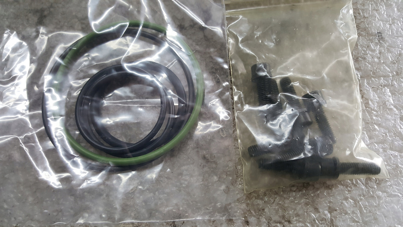 37b09b490b7d9d3ad85e31895321e44e