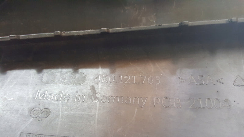 Kierownica powietrza lewy przód AUDI A6 (C8) 4K0121763 4K0121763A demontaż