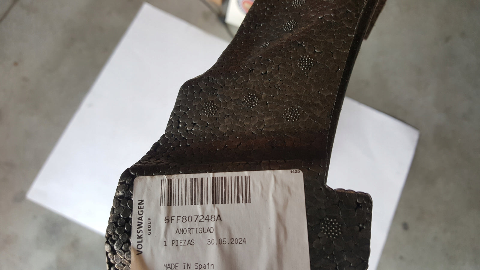 NOWY ORYGINALNY absorber zderzaka przedniego CUPRA FORMENTOR 5FF807248A
