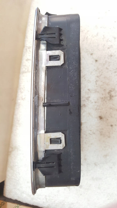 BMW E39 NERKA GRILL ATRAPA LEWA 8159311
