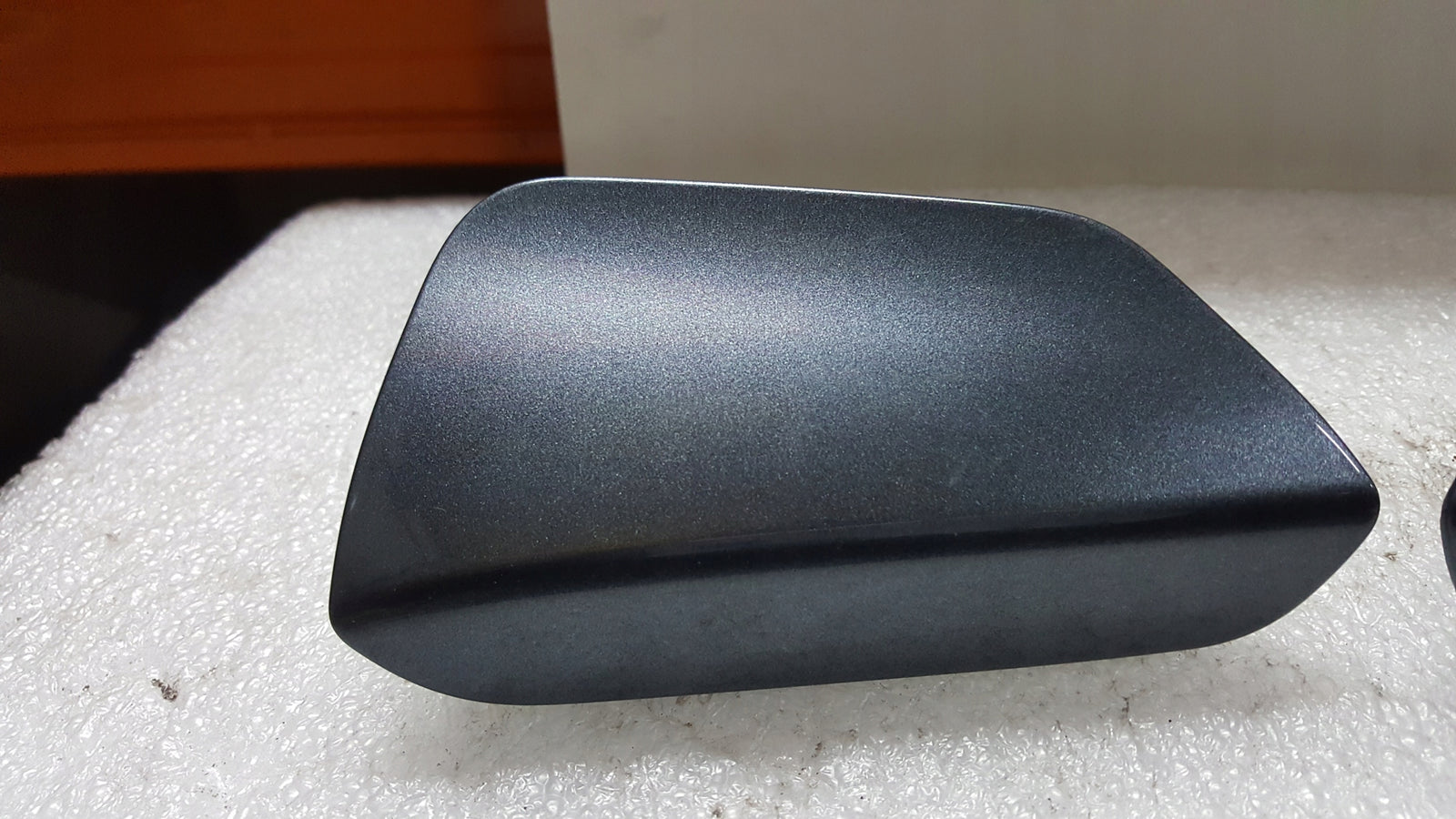 Zaślepki spryskiwaczy lewa + prawa strona AUDI E-TRON 4KE955275A 4KE955276A