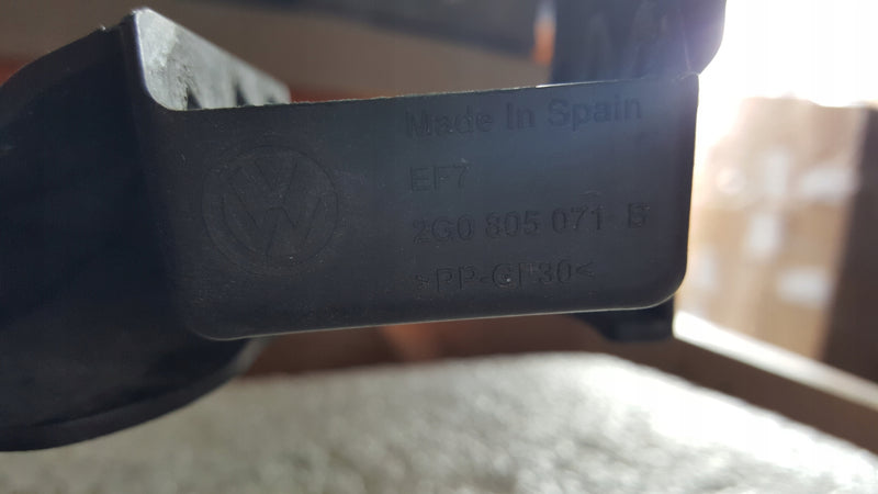 VW POLO VI ŚLIZG ZDERZAKA LAMPY LEWY 2G0805071B