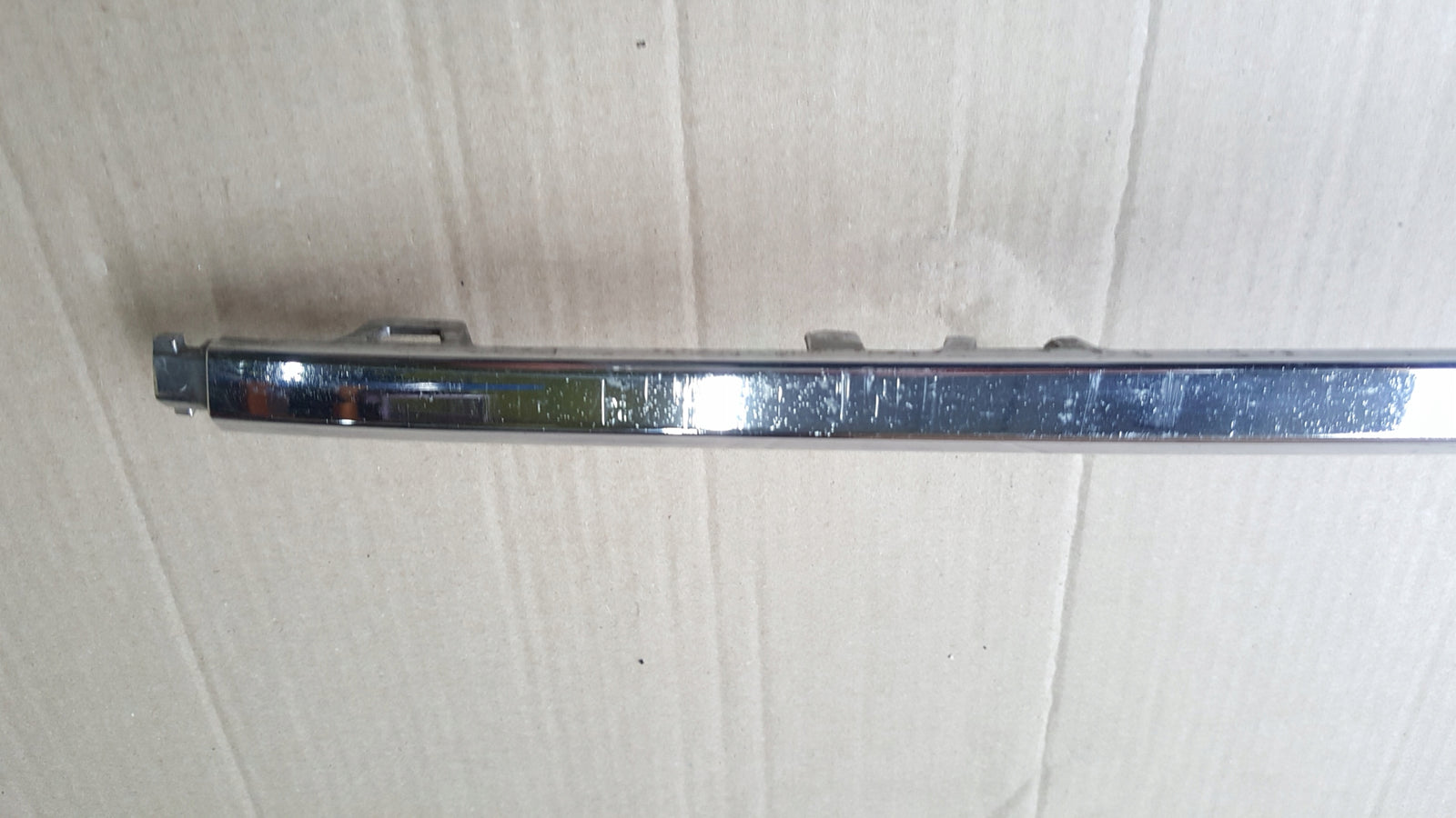 LISTWA CHROM ZDERZAKA PRZEDNIEGO VW ARTEON 3G8853245