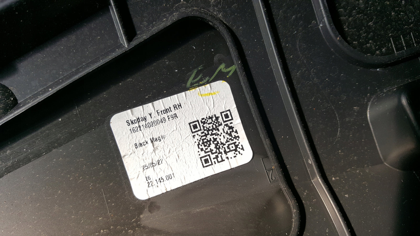 Listwa drzwi prawy przód SKODA KAROQ 57A854940D