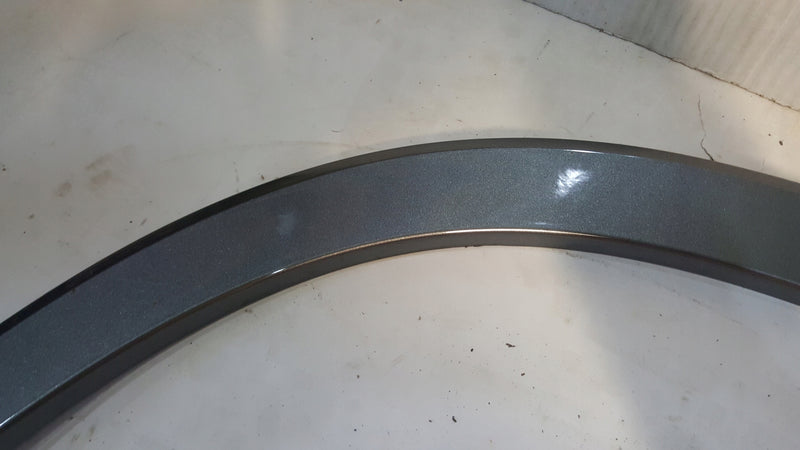 Listwa błotnika prawy przód SEAT ATECA 575854820H demontaż