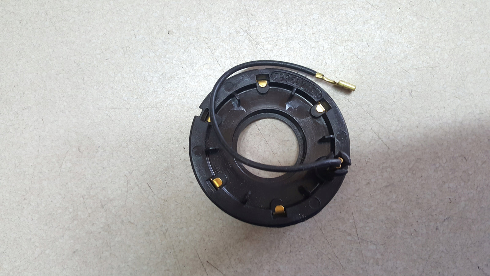 ORYGINAŁ PIERŚCIEŃ ŚLIZGOWY KLAKSONU VW SEAT 96-03 OE 6K0419660B