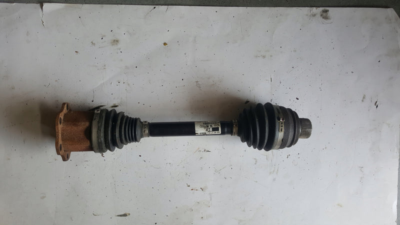 e5872830eb2e7eb5b3dec59fab9e4b97