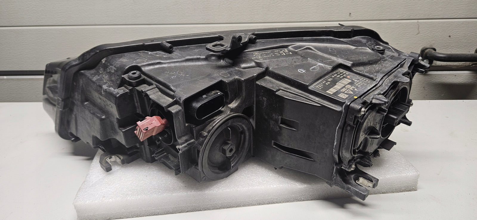 Pr Matrix Audi A8 S8 4H0941036 IDEAŁ 2015r