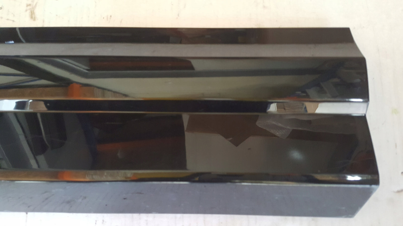 Listwa drzwi prawy tył AUDI Q3 8U0853970D demontaż