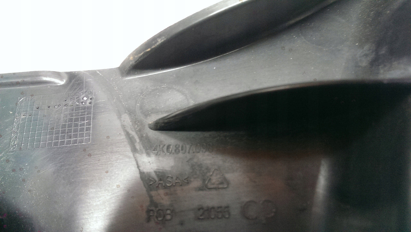 Ślizgi zderzaka przód L+P AUDI A6 C8 4K0807097/098