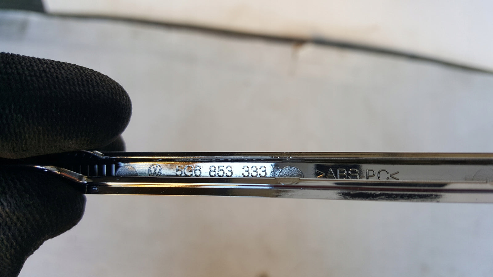 Listwy chrom tył VW GOLF VII 5G6853331A/332A/333