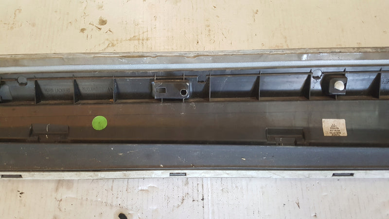 Listwa drzwi prawy przód AUDI Q3 8U0853960F/N