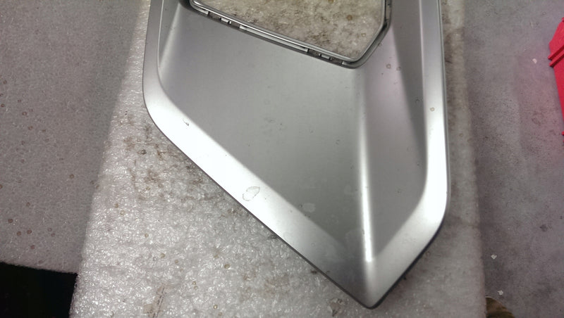 Zaślepka zderzaka lewy przód AUDI A1 82A807953A