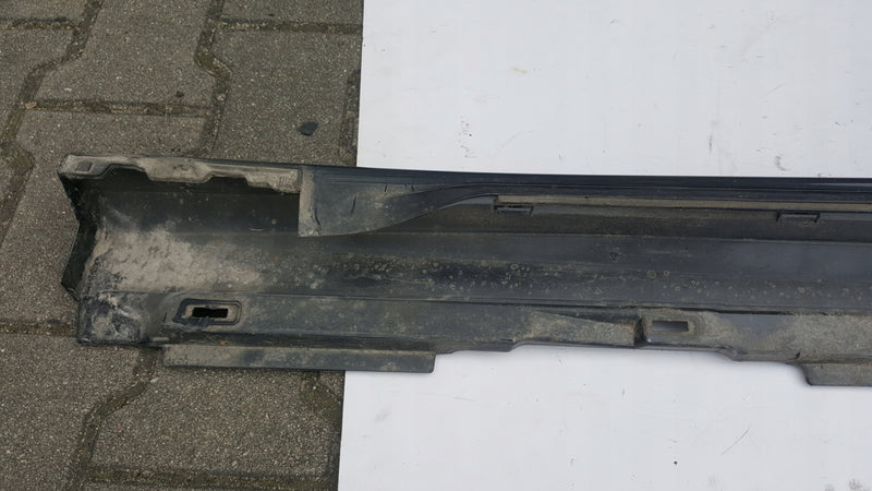Listwa progowa prawa strona AUDI A6 (C8) S-LINE 4K0853856A demontaż
