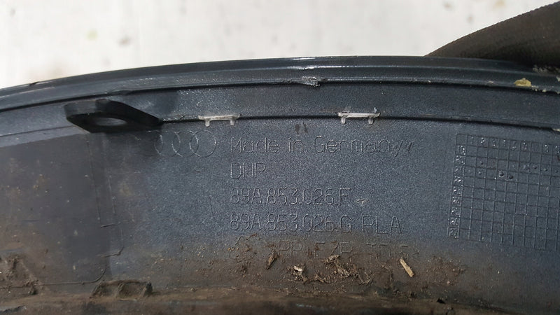 Listwa zderzaka przedniego prawa strona AUDI Q4 e-tron 89A853026F demontaż