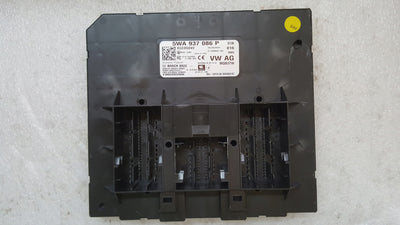 Moduł komfortu BCM VW AUDI SEAT SKODA 5WA937086P demontaż