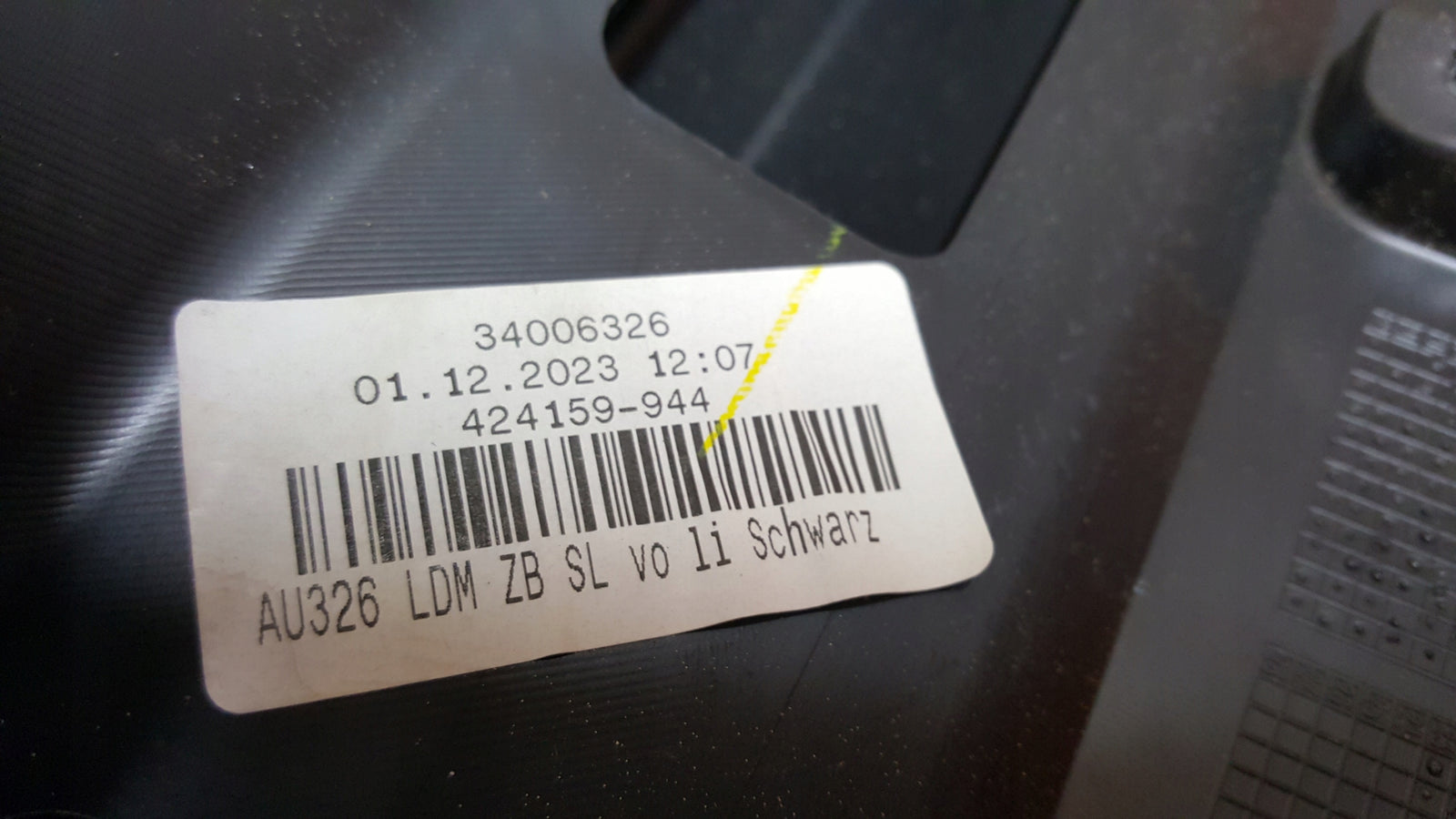 Listwa drzwi lewy przód AUDI Q3 II 83A853959A/B demontaż