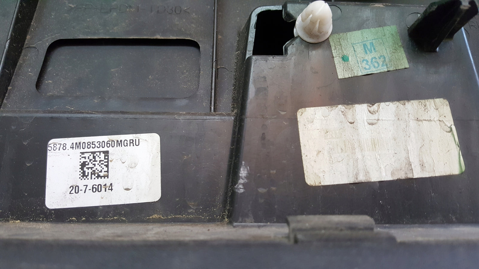 Listwa drzwi prawy przód AUDI Q7 4M0583960N/M/P demontaż