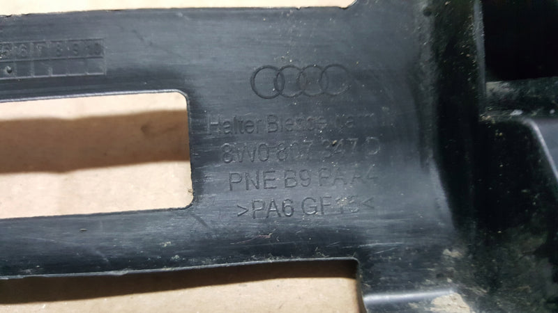 MOCOWANIE WYDECHU Komplet Audi A4 S4 B9 8W0807347D 8W0807348D