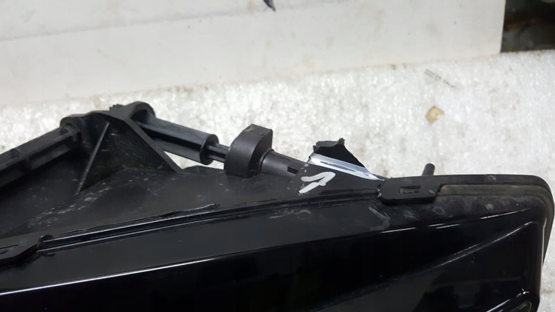 REFLEKTOR PRZECIWMGŁOWY HELLA 1NE010832321 8V0941700G