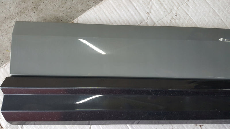 Listwa drzwi prawy przód AUDI Q5 80A853960A demontaż
