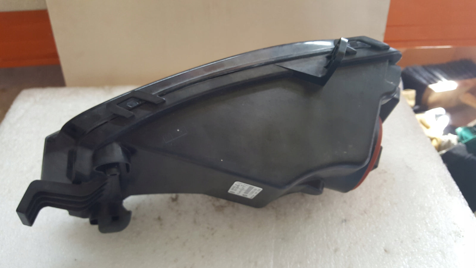 Prawy halogen VW GOLF VII 5G0941662D demontaż