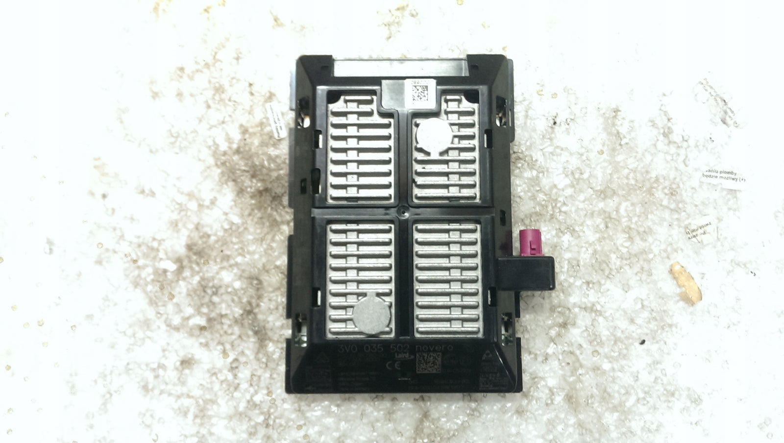 Ładowarka indukcyjna SKODA 3V0035502 demontaż