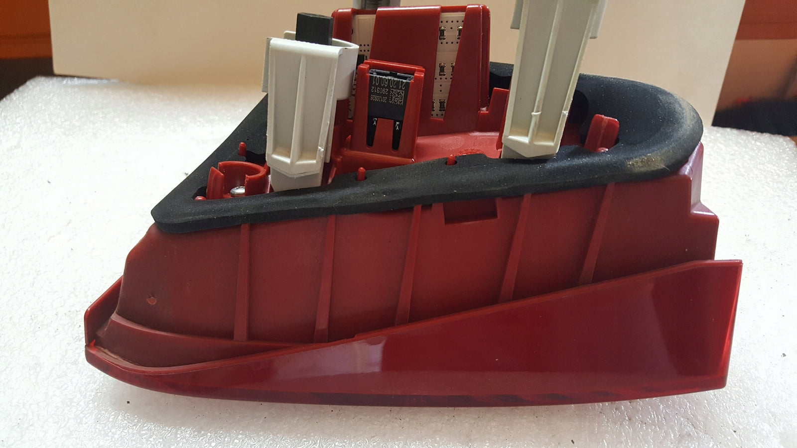 PR lampa LED w klapę AUDI A5 8T0945094C demontaż