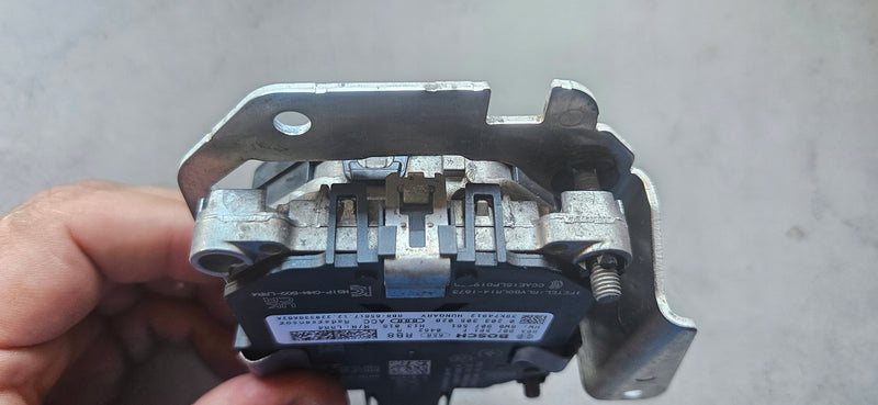 Radar ACC distronic AUDI Q5 80A907561F 80A907574 demontaż