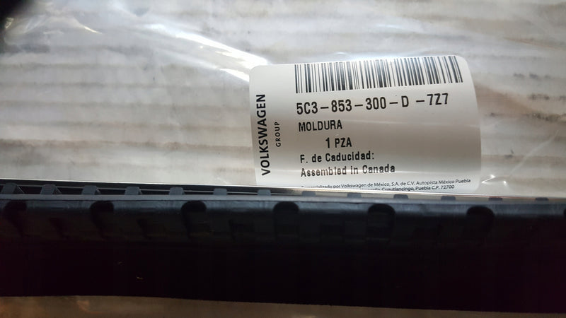 Listwy chrom L+P VW BEETLE cabrio 5C3853299D/300D