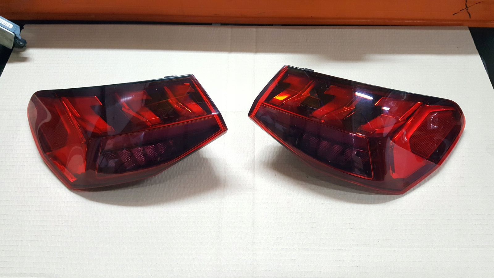 AUDI A3 8Y0945207 8Y0945208 LAMPY TYŁ TYLNE LED