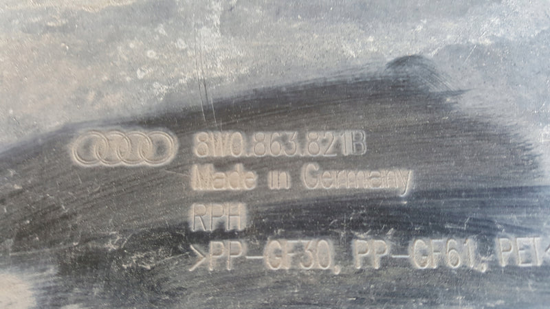 Osłona płyta pod silnik AUDI A4 B9 8W 8W0863821B demontaż