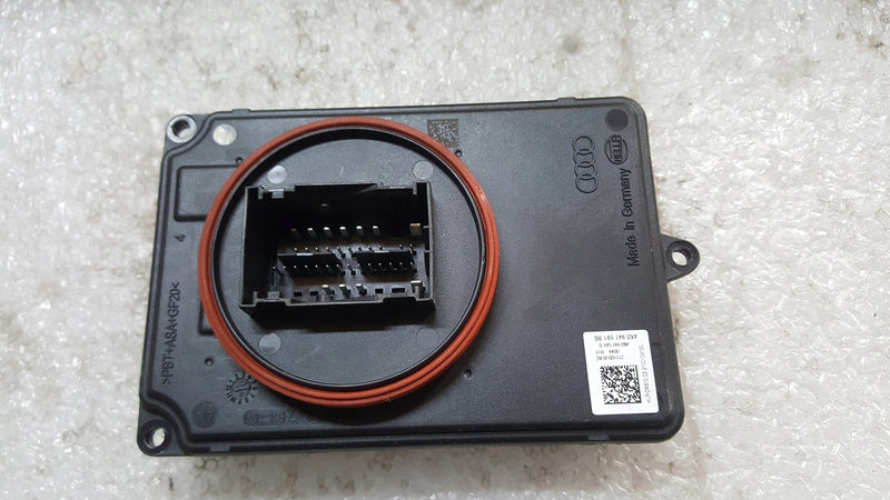 Przetwornica moduł Led AUDI 4K0941591BS demontaż