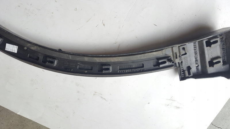 Listwa błotnika lewy przód AUDI Q4 E-TRON 89A853717C demontaż