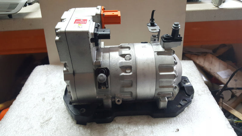 Kompresor klimatyzacji VW ID.4 1EA820808E demontaż