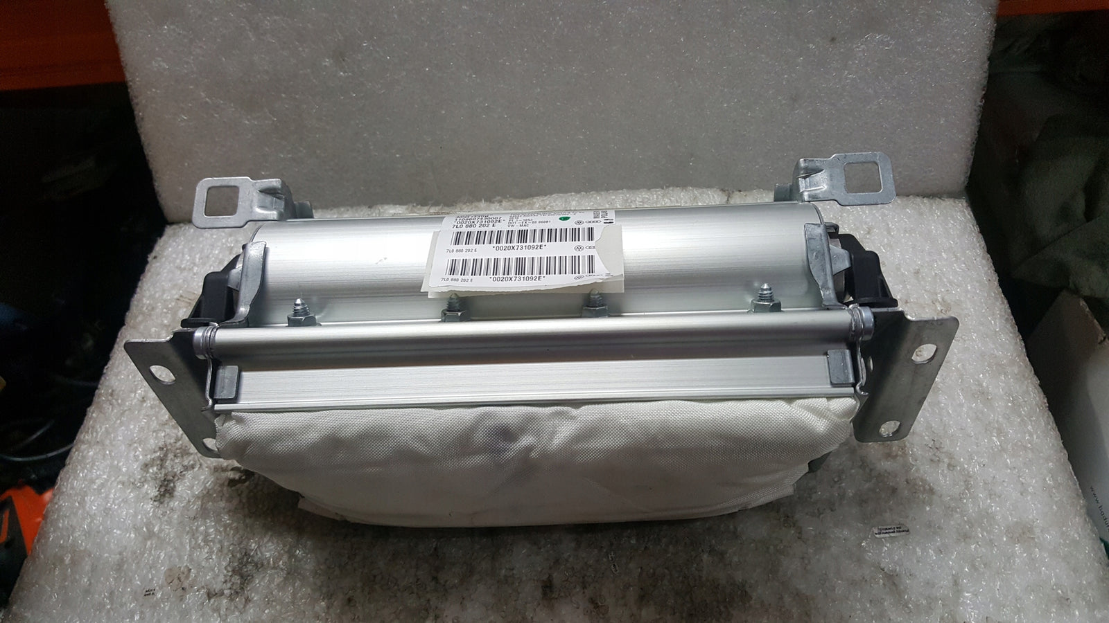 AirBag poduszka pasażera VW TOUAREG 7L0880202E