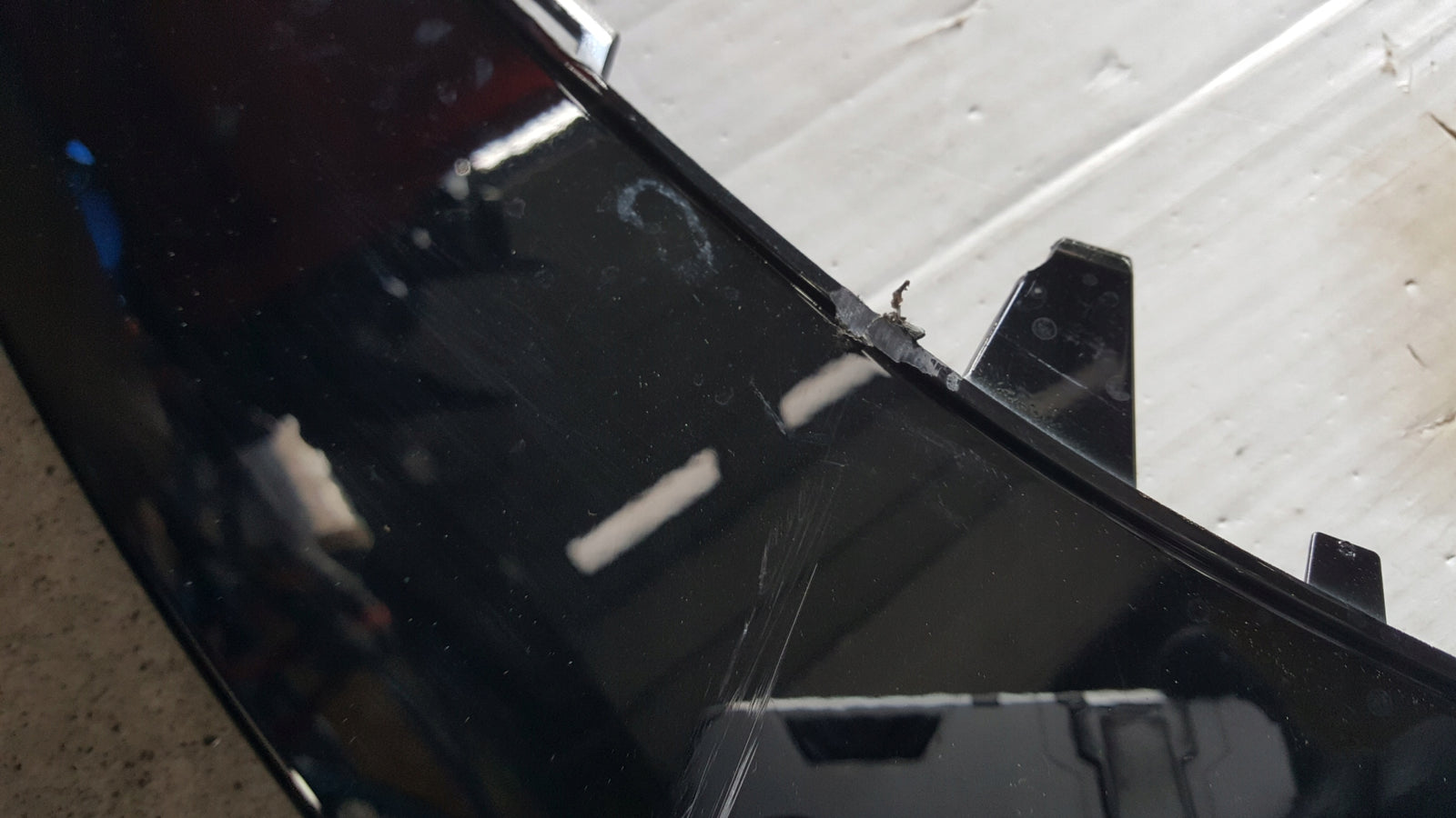 Spoiler zderzaka przedniego AUDI RS3 (8Y) 8Y0807717 demontaż