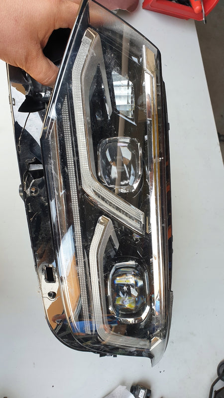 LE FUL LED Vw Tiguan 5NB941081C 2021r