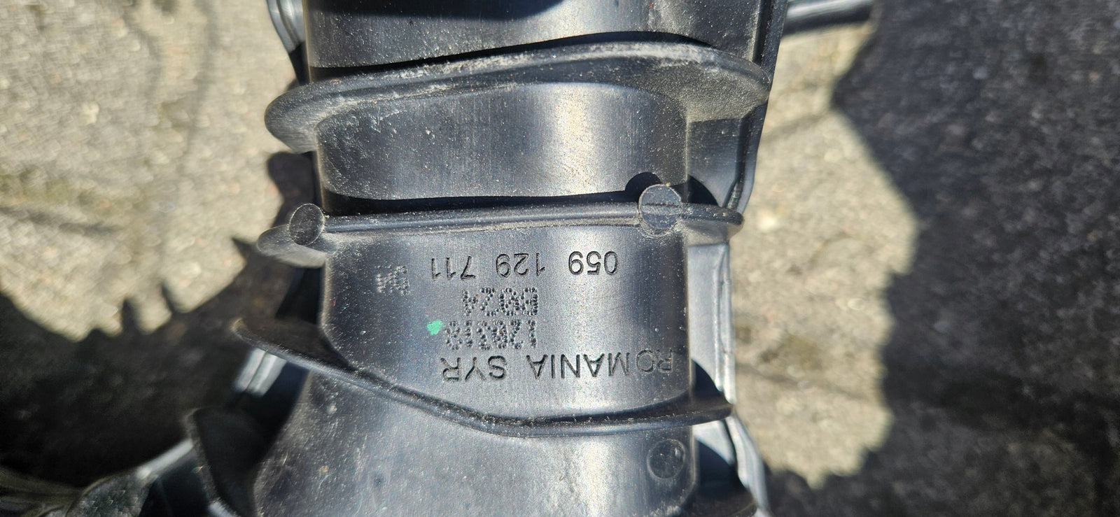 kolektor ssący VW Audi 3.0TDI 059129711DH