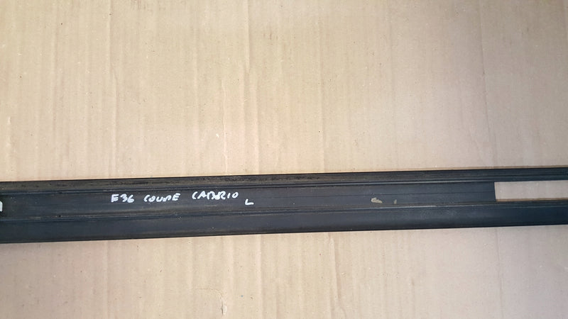 Listwa drzwi lewa BMW E36 Cabrio Coupe 51132253321