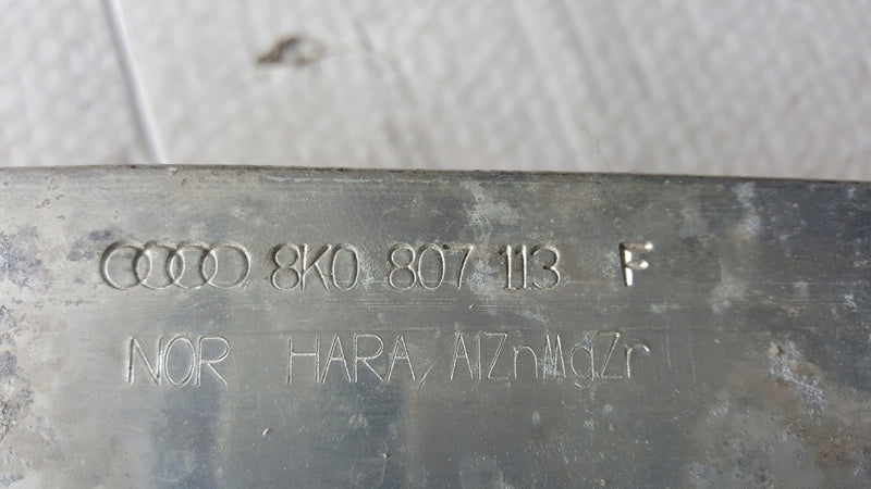 Belka zderzaka przedniego AUDI A4 (B8) A5 RS4 RS5 LIFT 8K0807113F demontaż