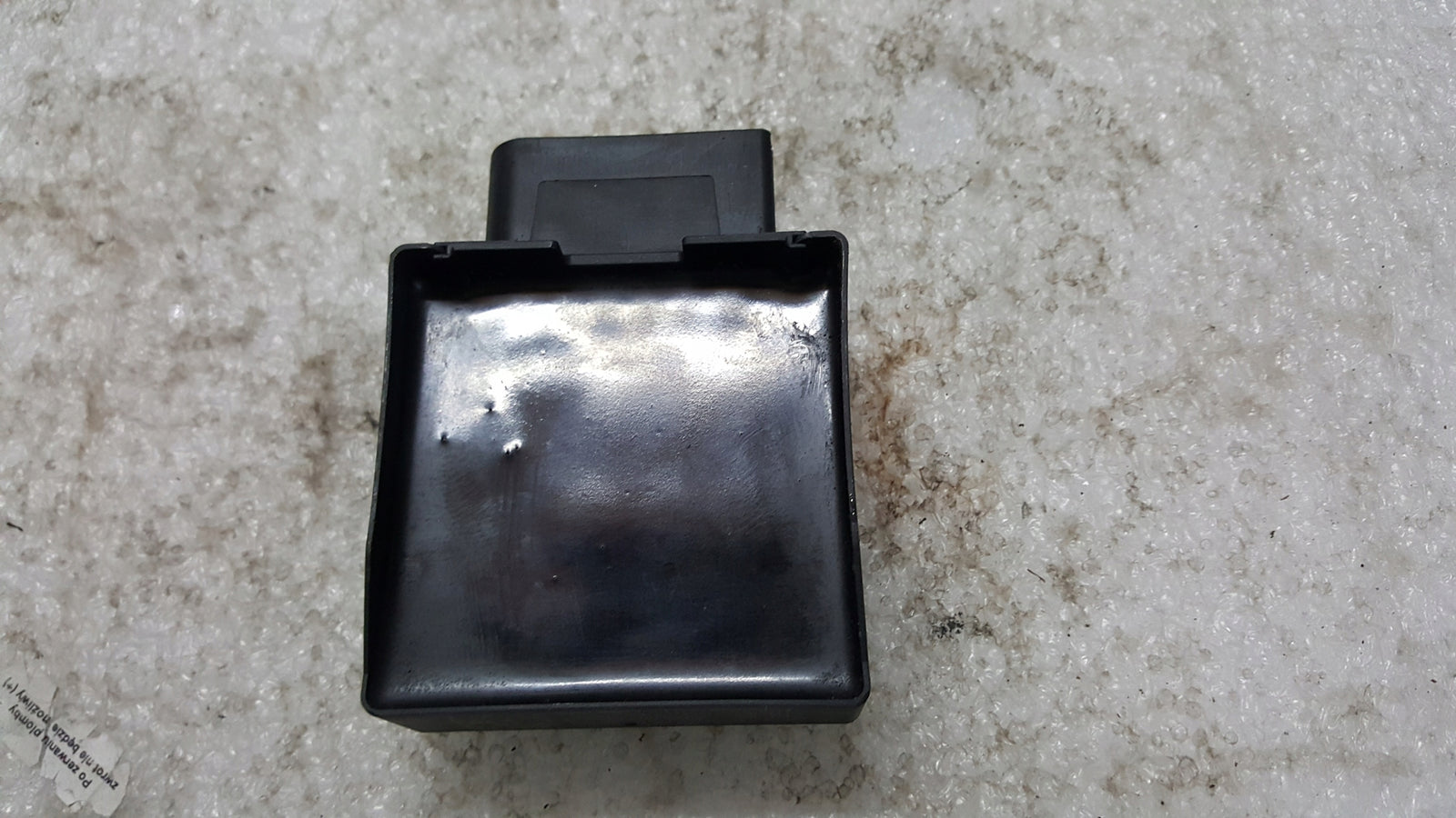 Moduł sterownik pompy paliwa VW AUDI SEAT SKODA 5Q0906121R demontaż