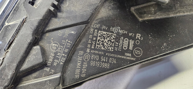 Pr kompletny FUL LED Audi A3 S3 RS3 8Y0941034 IDEAŁ 2022r