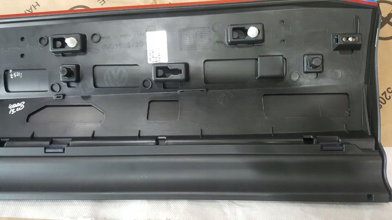 Listwa drzwi PR tył VW TOUAREG III 760854950D NOWA